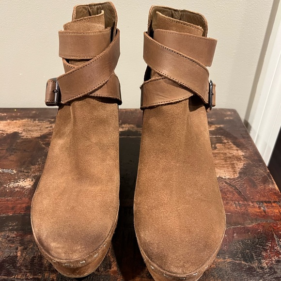 Free People Bungalow Clog Boot/ Color - Portobello/ Size 39 - Picture 3 of 15